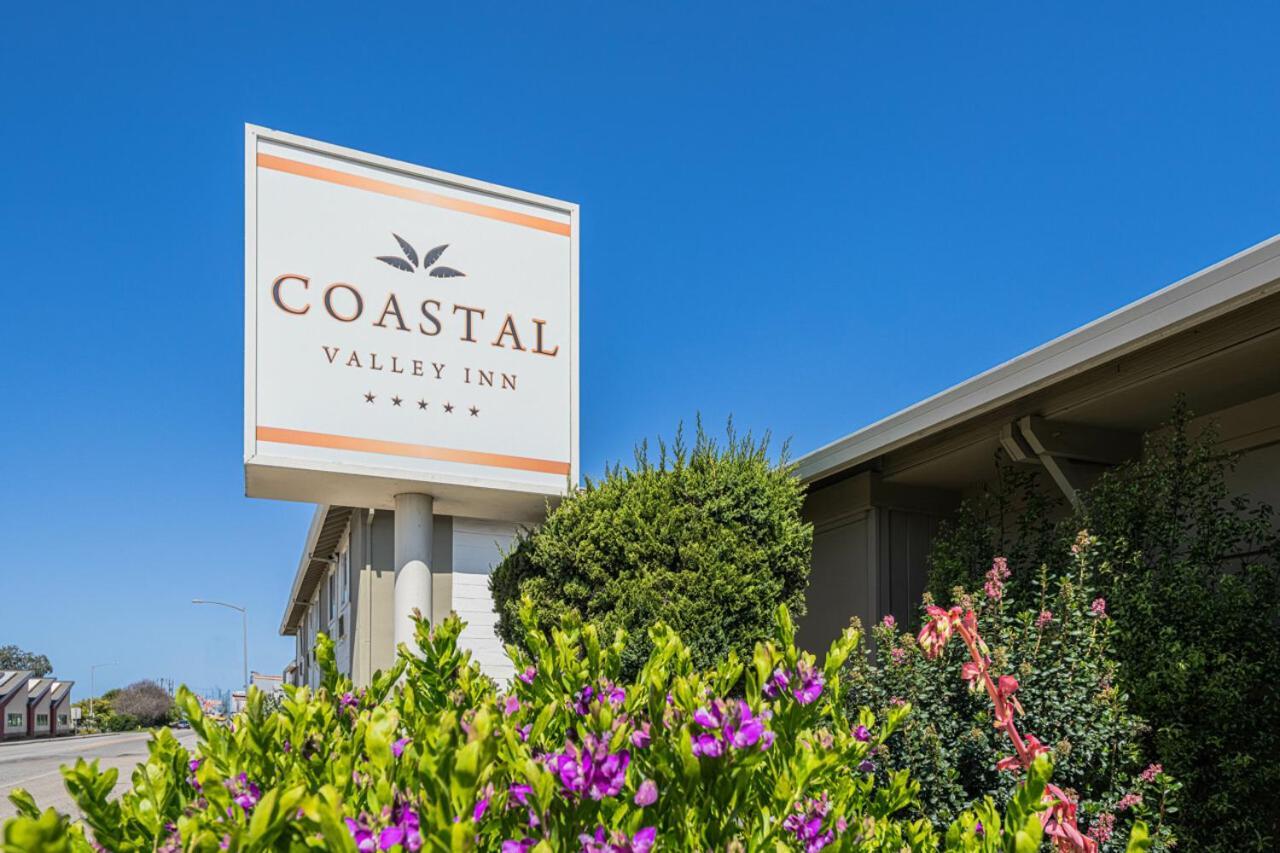 Coastal Valley Inn Castroville Bagian luar foto